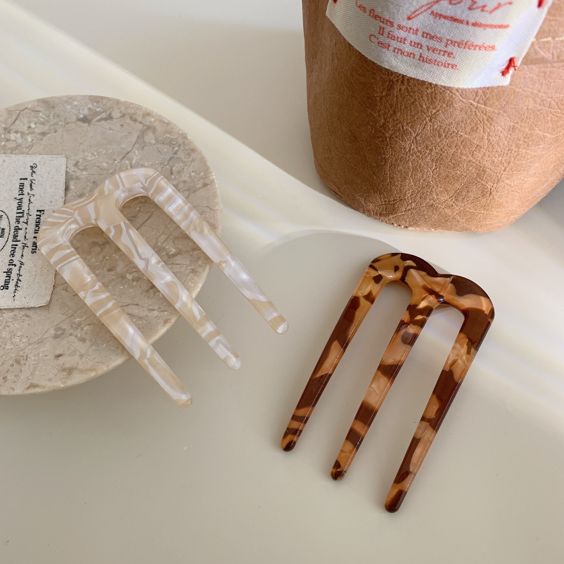 Insert comb Hair Accessories Type 1 Piece Quantity Retro Simple Style Women's U Shape Arylic Insert Comb