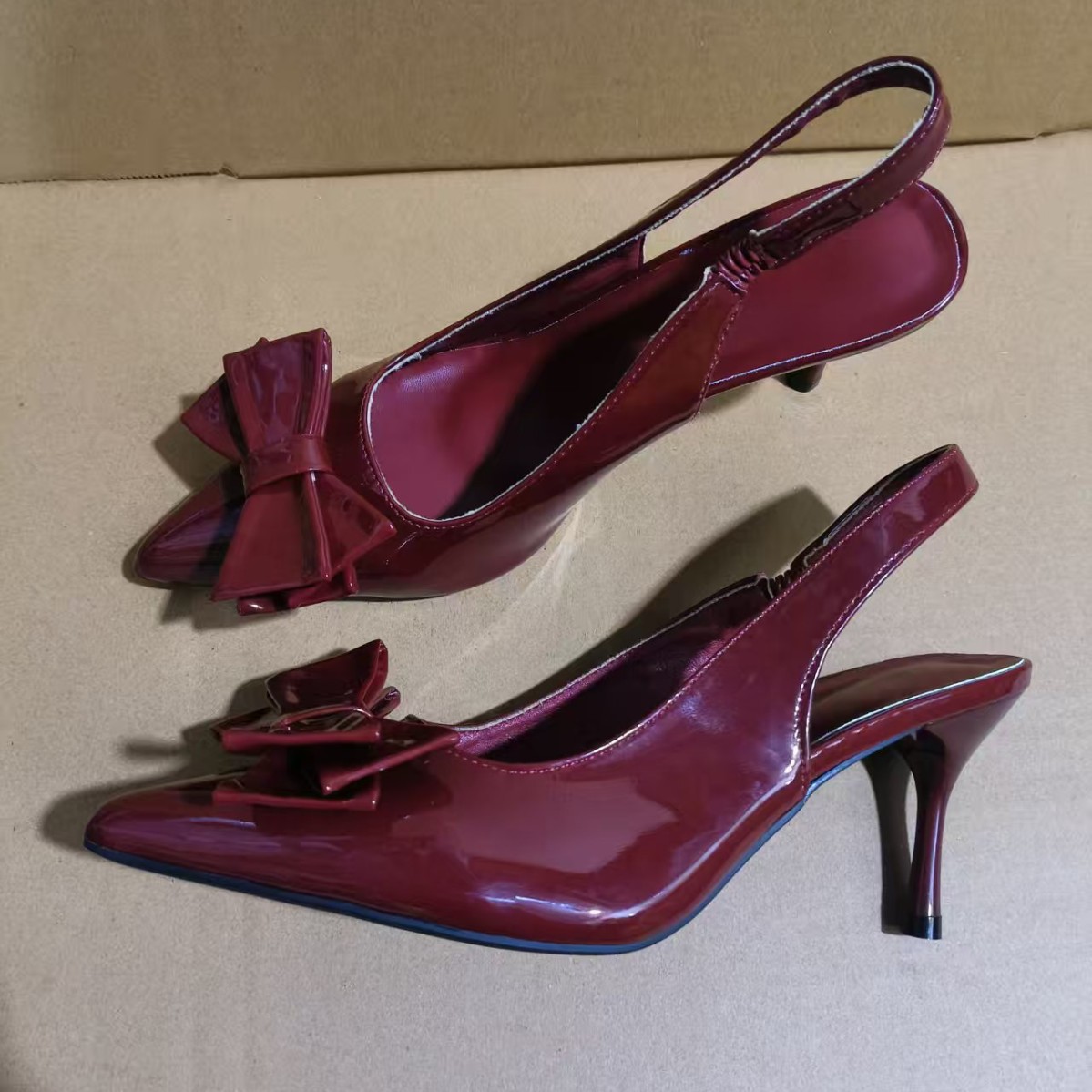 Sandalias de Tacón Alto en Punta para Mujer de Charol y PU con Adorno de Mariposa para Uso Diario image 5