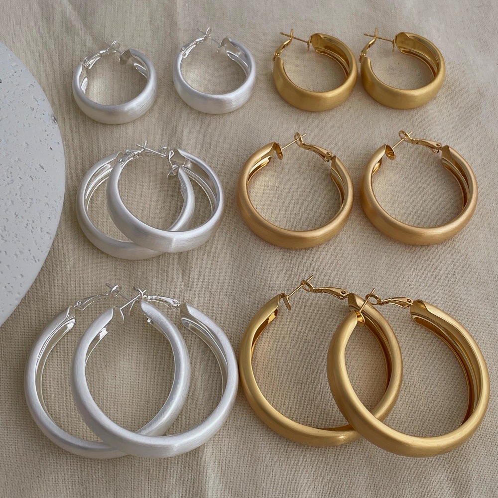 18K Real Gold Electroplated Exaggerated Metal Frosted Earrings Accessible Luxury High-End Elegant Hoop Earrings Earrings Jewelry