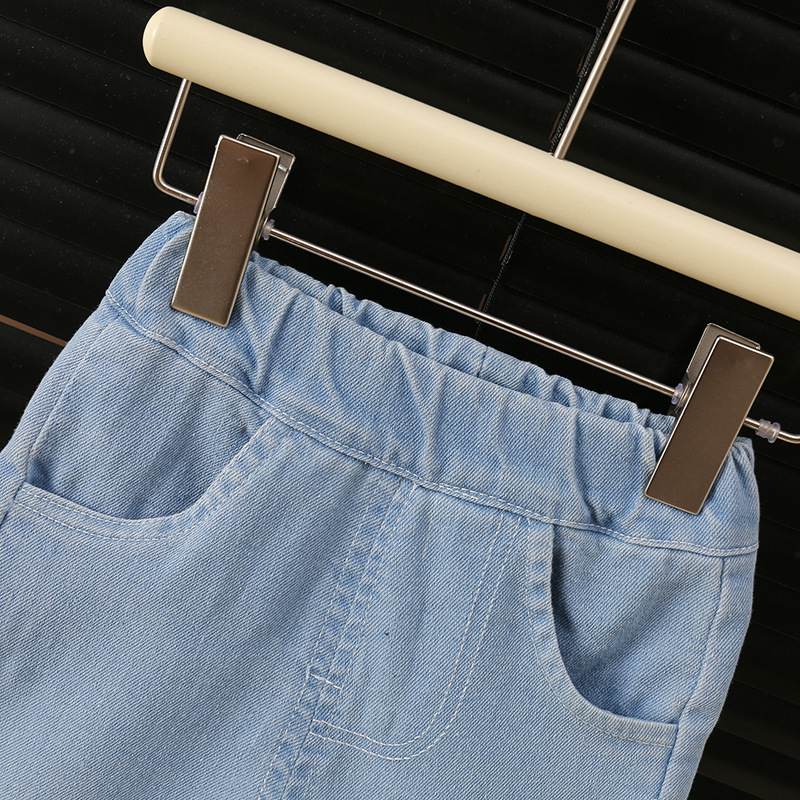 Niñas de verano nuevos pantalones casuales de moda para mujeres Baoqian estilo coreano mariposa de dibujos animados caliente diamante sueño mariposa de trompeta jeans image 3