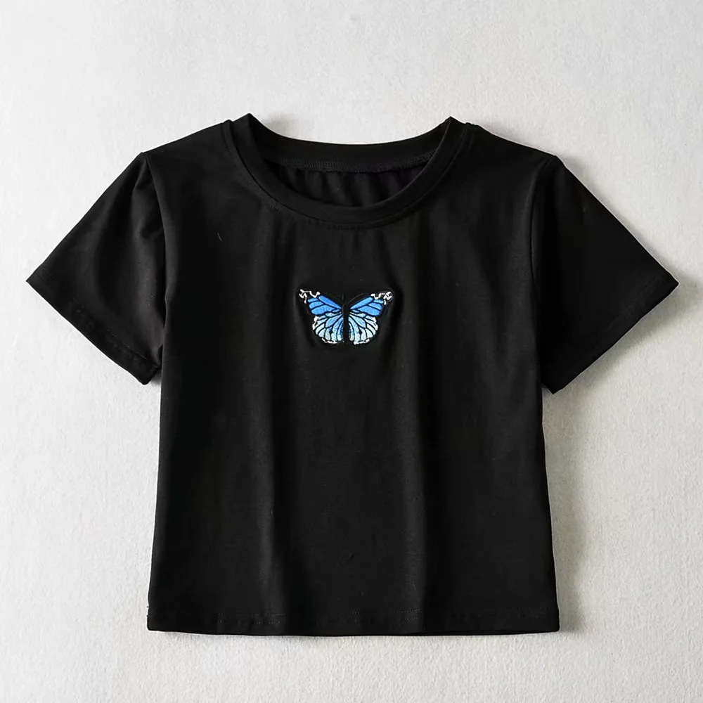 camiseta con bordado de mariposas NSAC24847