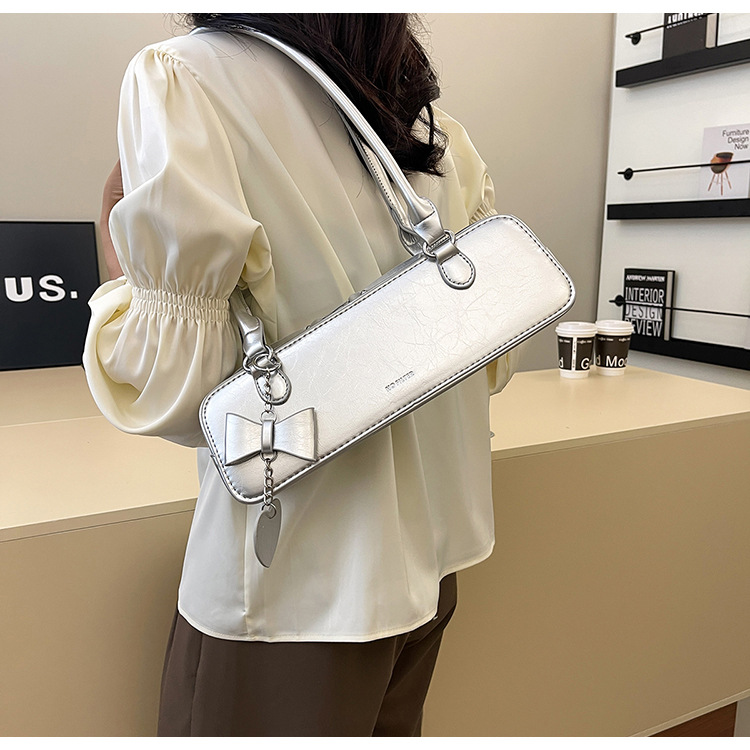 Texture and Western Style Small for Women 2024 New Versatile Single Shoulder Underarm French Niche Design Stick Bag_voghion.com