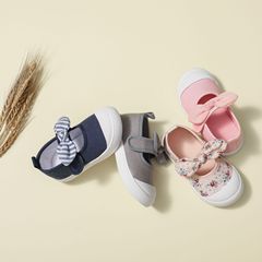 ベビー幼児靴女の子花柄リボンプリンセスシューズベルクロソフトソール通気性屋内靴子供のキャンバスシューズ
