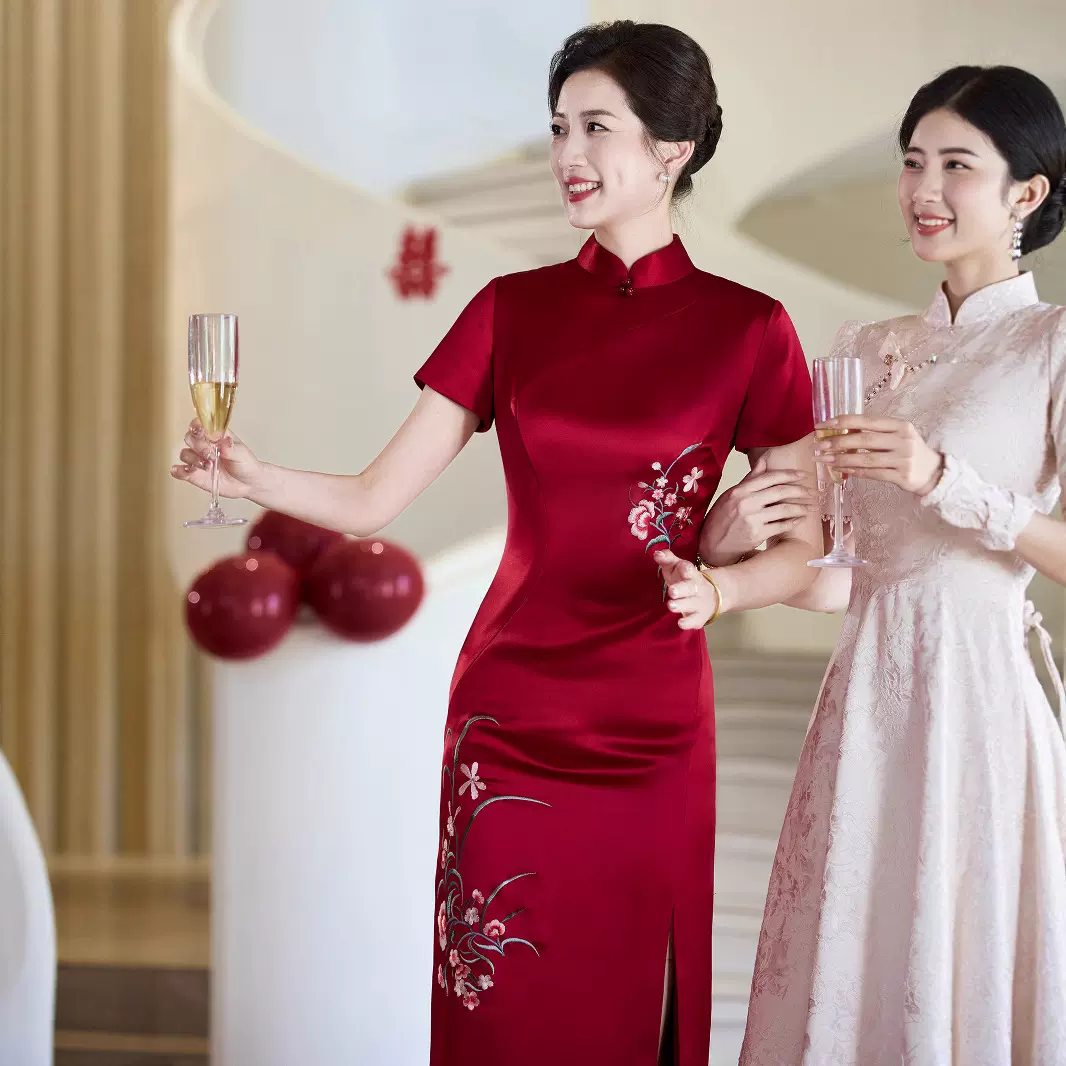 新款喜婆婆婚宴妈妈装旗袍 新中式刺绣国风裙子 喜妈妈礼服春夏季