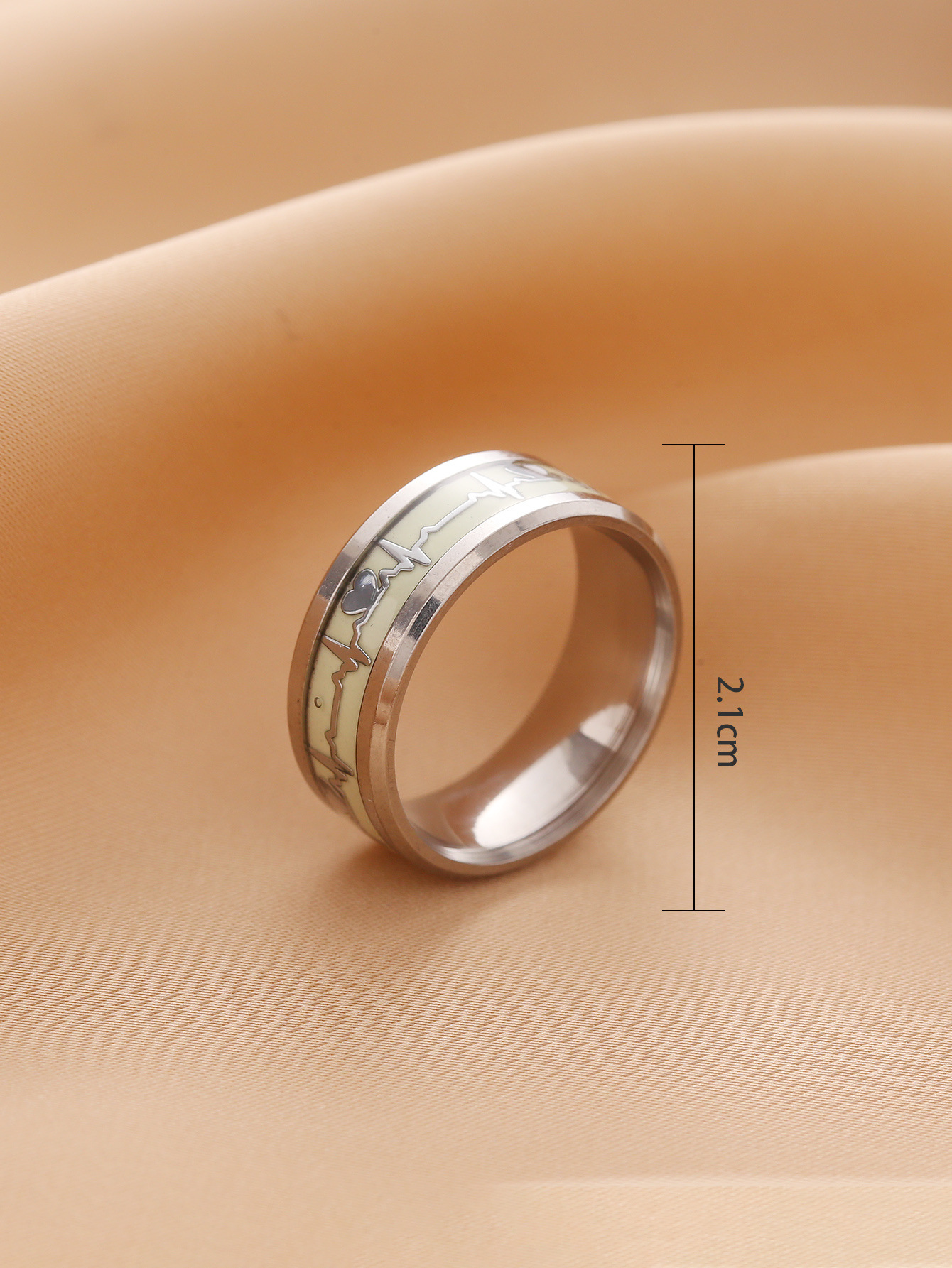 Wholesale of new glow-in-the-dark heartbeat rings from the original manufacturer in Europe and America, a popular accessory pic 2