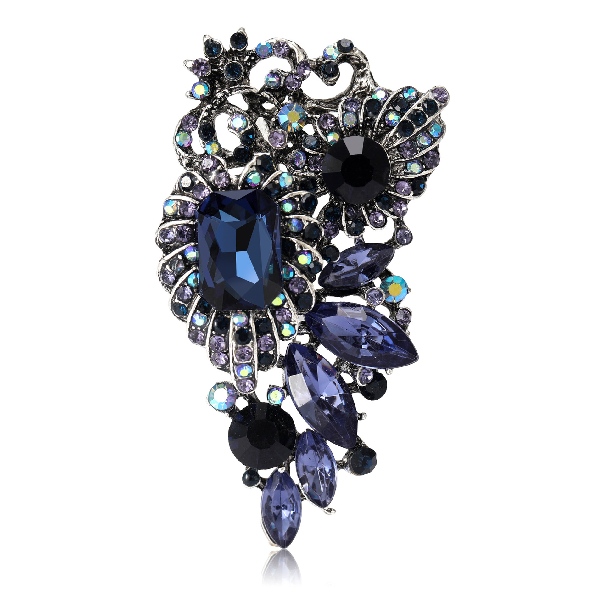 high-end retro brooch