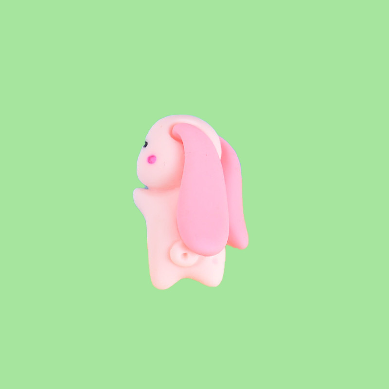 新商品のアニメは腹ばいになります。動物樹脂はクリームゴムを貼ります。|undefined