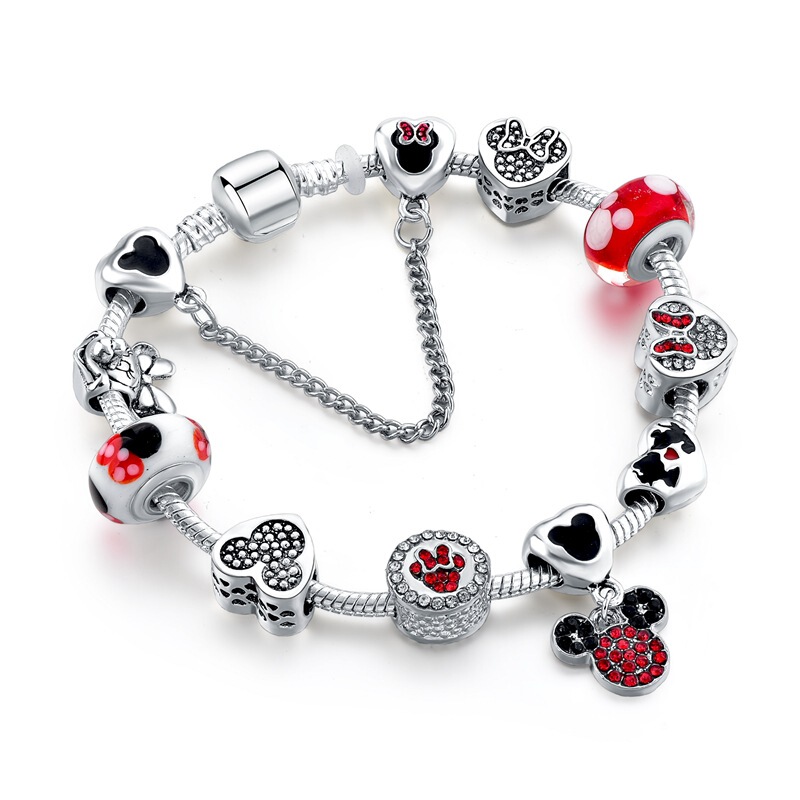Cross-border Hot Selling Mickey Mouse Charm Bracelet Cartoon Series Ornaments Exquisite Ladies Bracelet Factory Outlet