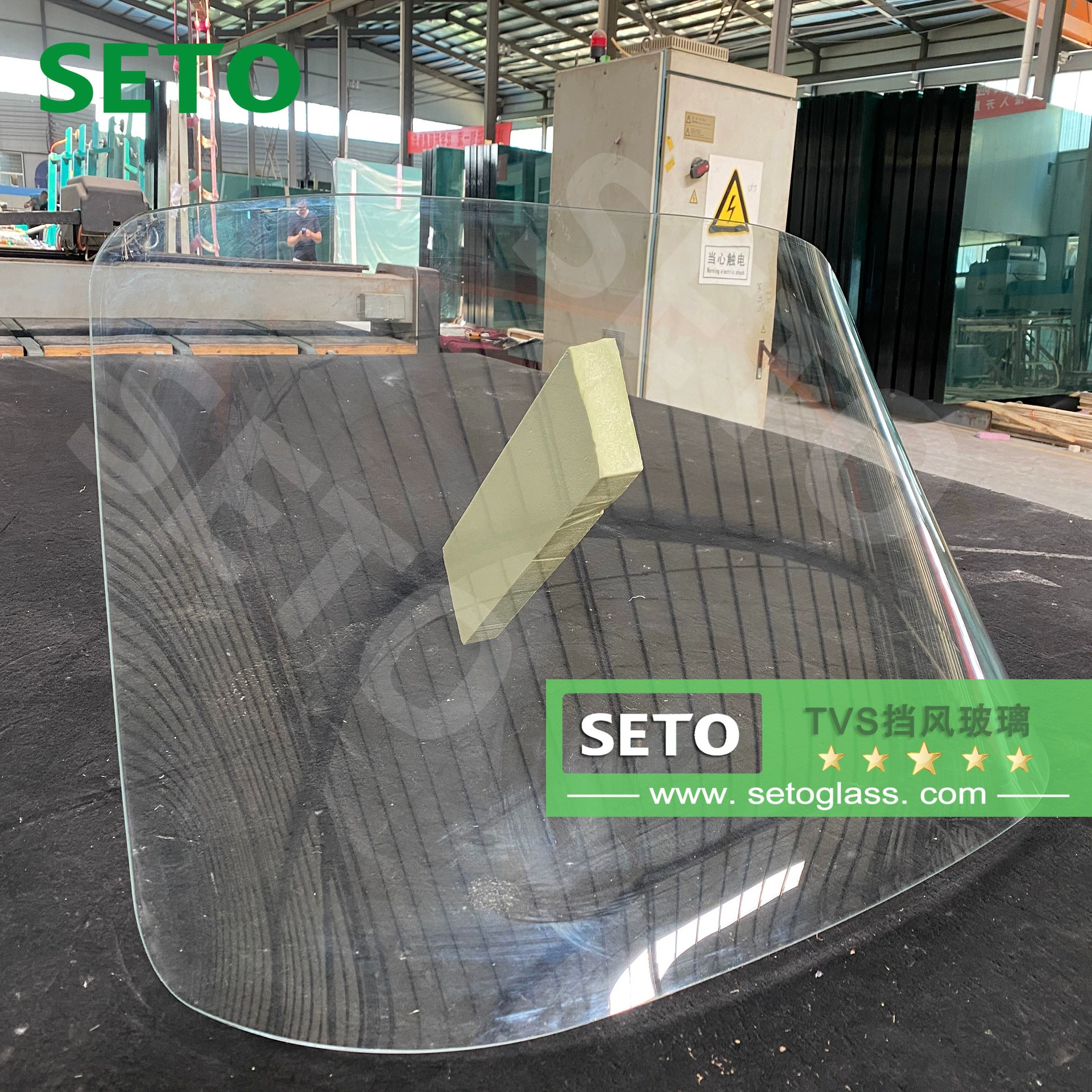 Оптовая продажа переднего ветрового стекла для трициклов, ветровое стекло для трициклов, прямые поставки с завода ветрового стекла TVS