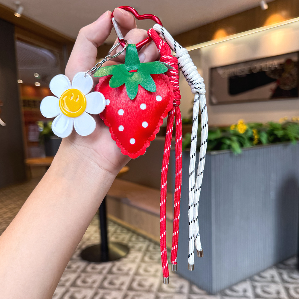 Nuevos productos transfronterizos creativos de letras de color cuerdas trenzadas llavero amor dibujos animados accesorios de diseño bolsos colgantes