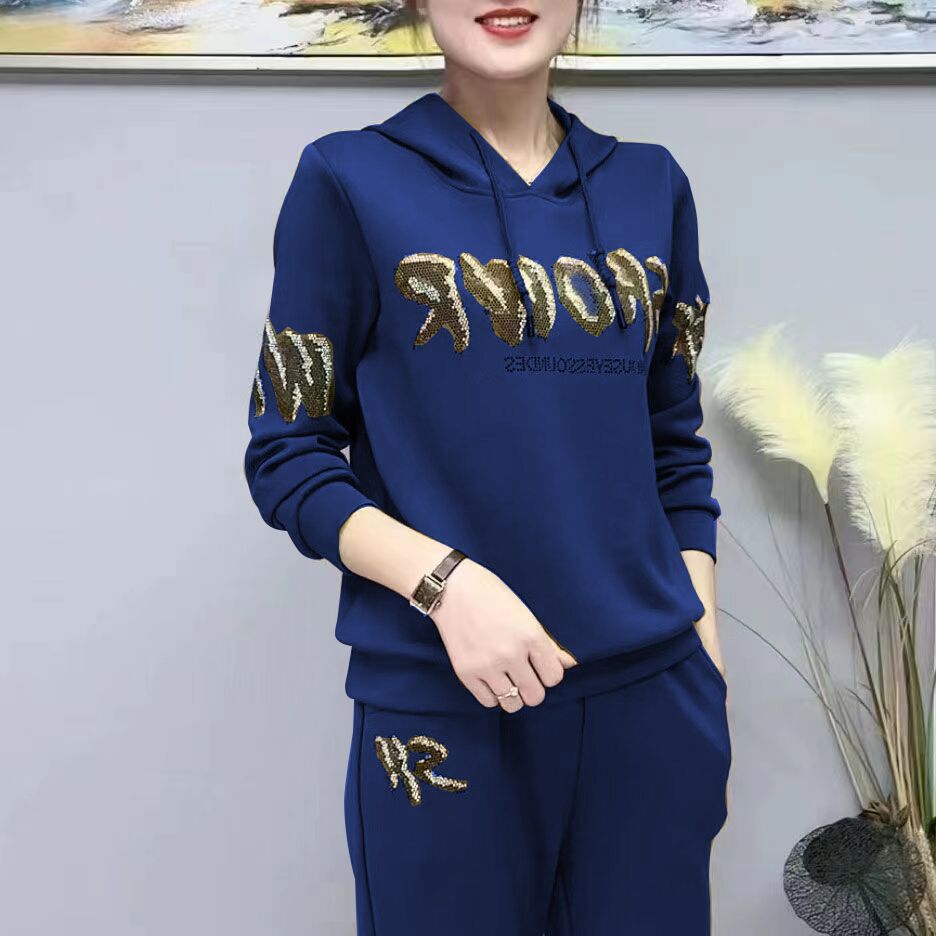 Conjunto moderno de moletom com capuz e calça jogger para mulheres – Confortável e estiloso (Preto/Azul-marinho/Amarelo)_voghion.com