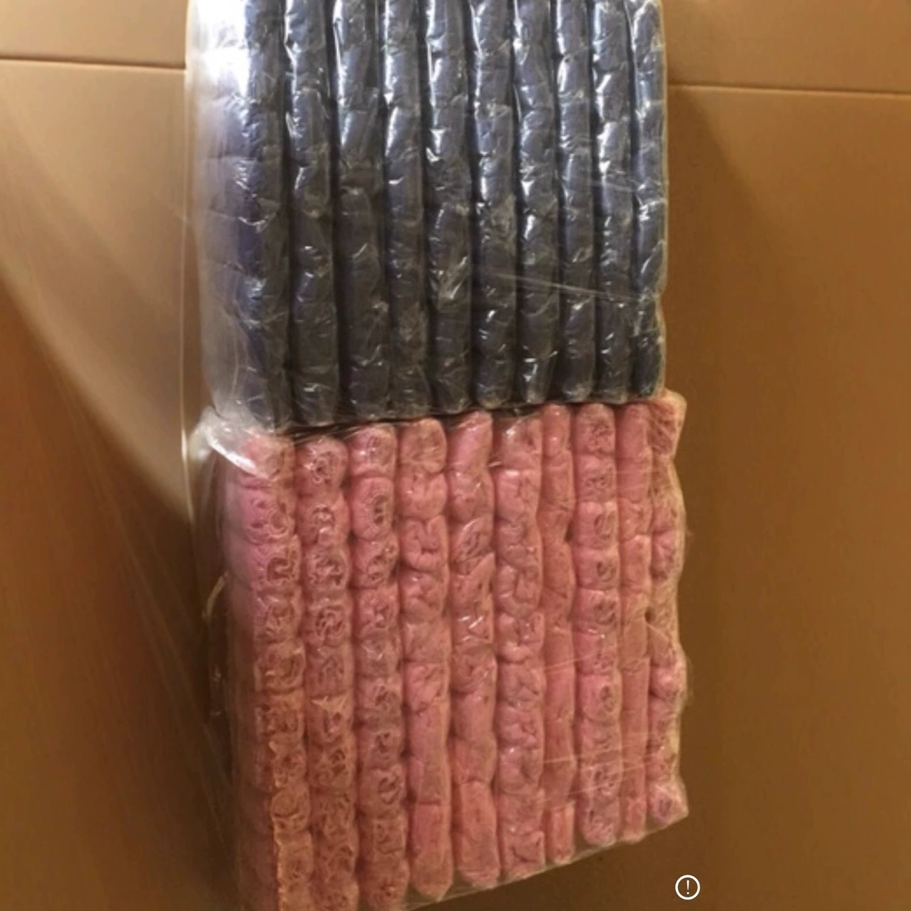 Одноразовое нижнее белье для сауны, бани, массажа ног, косметических и послеродовых центров, доступно в белом и розовом цветах, утолщенное, унисекс, треугольной формы.