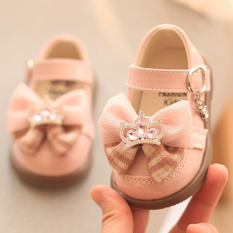Обувь для маленьких девочек, детская весенне-Осенняя обувь для малышей с мягкой подошвой, одиночная обувь принцессы, Маленькая кожаная обувь для девочек