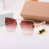 Fashionable sunglasses for adults, comfortable retro trend glasses, simple and elegant design