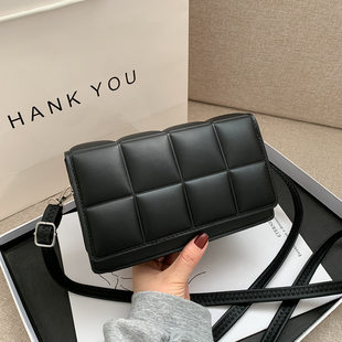 Travel bag, handheld purse, shoulder bag, one-shoulder bag, western style, internet celebrity