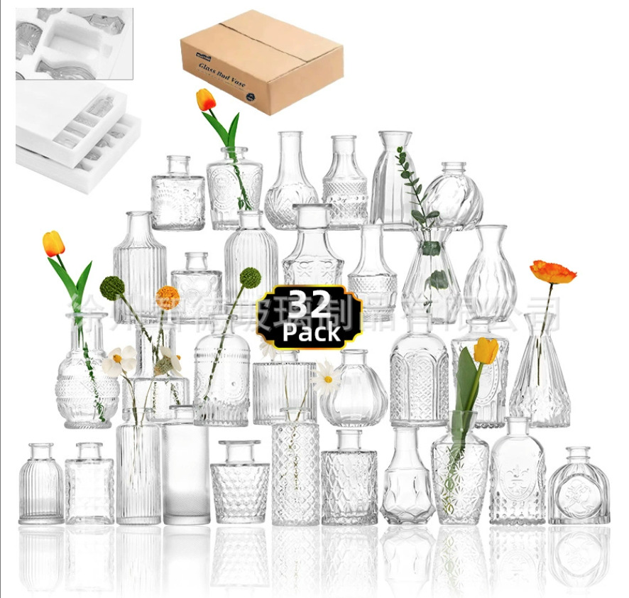 Transparent glass vases for decorating dining tables, home