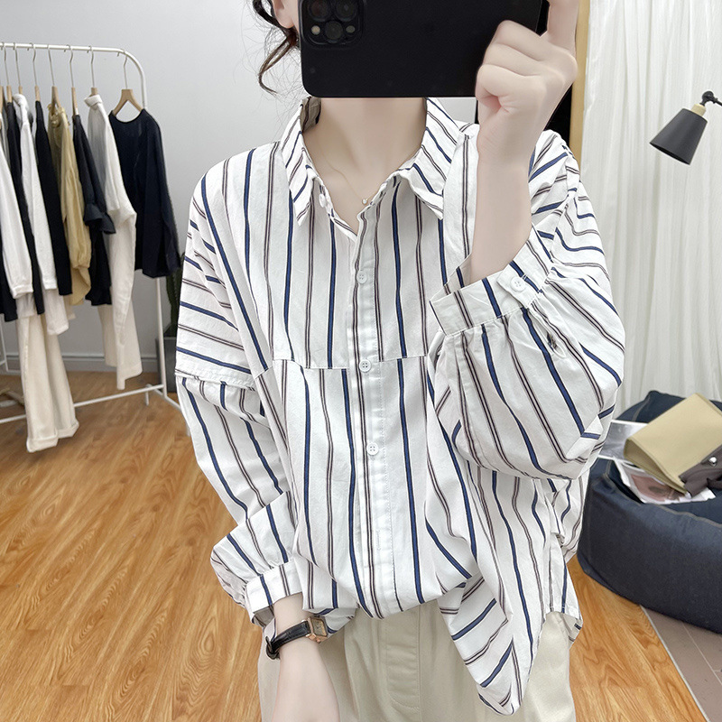 Spring Batwing Sleeve Striped Long-Sleeve Shirt for Women 2026 Korean Style Loose Age-Reducing Top Retro Turn-Down Collar Shirt
