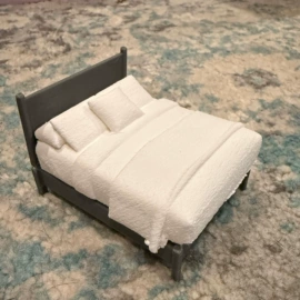 塑料工艺品;减压玩具;娃娃家具