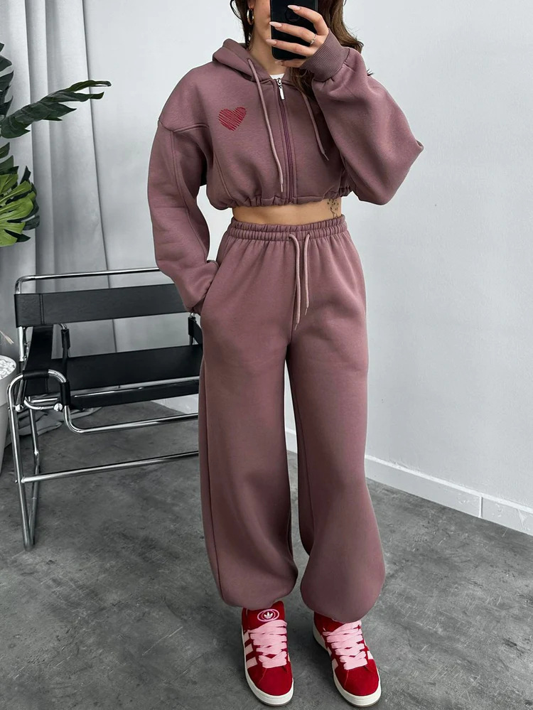 New Cross-Border European American Style Casual For Women With Heart Print Hoodie, Drawstring Shorts, Sweatshirt, And_ecoleips.com