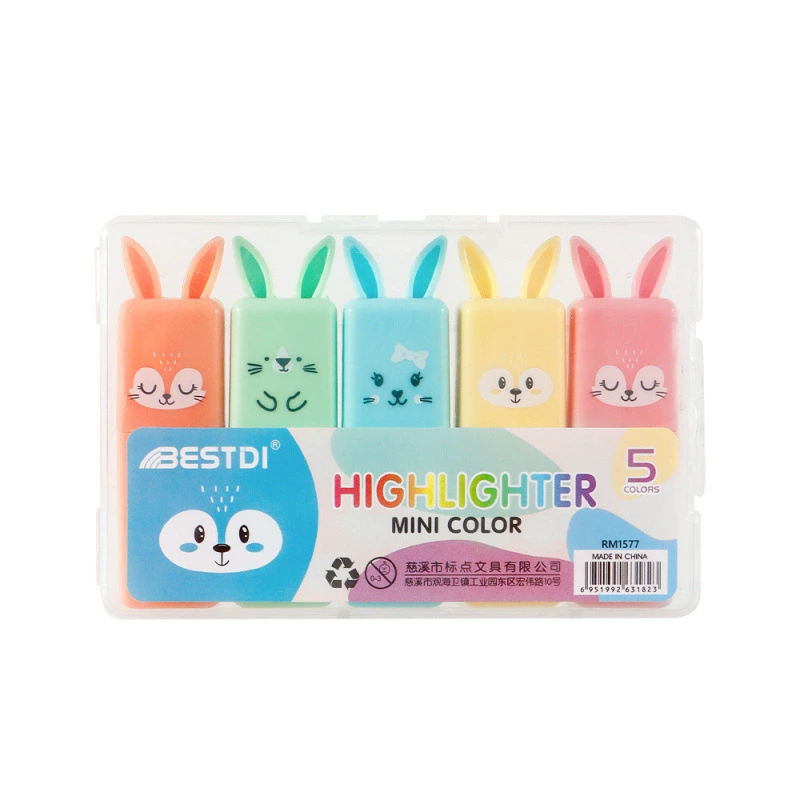 Small fluorescence rabbit for elementary school students, marker, handmade