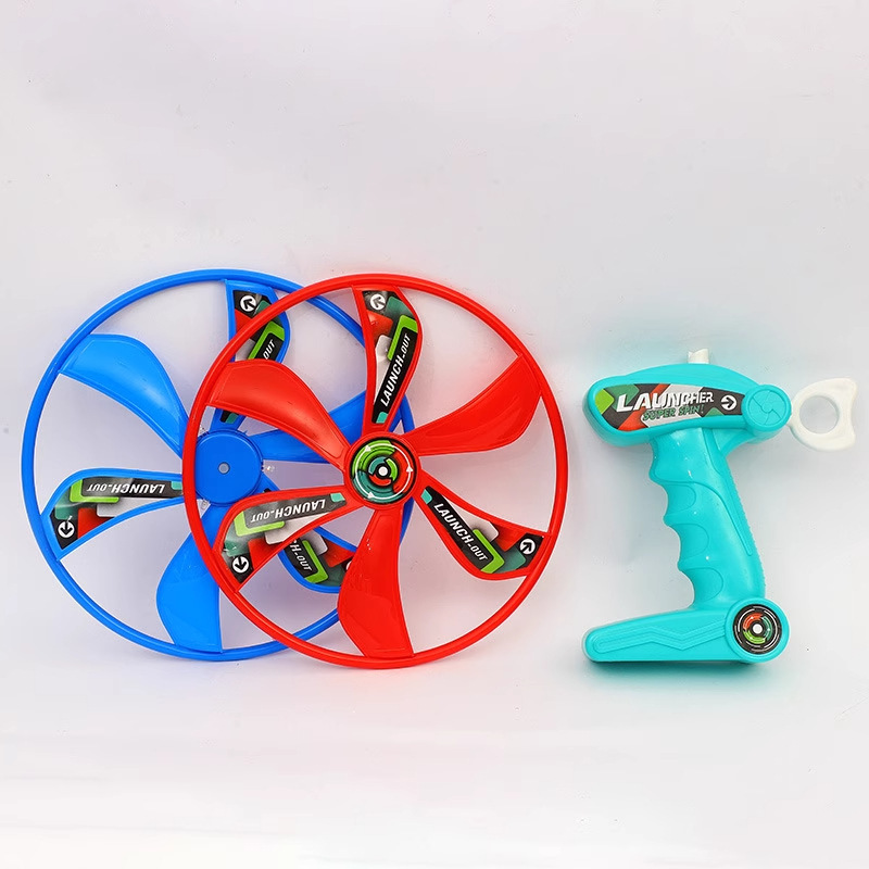 Nuevo platillo volador luminoso y colorido con 12 luces, platillo volador con cordón para tirar, disco volador de seis luces con diseño de hada voladora, juguete infantil para exteriores para puestos de venta ambulantes.