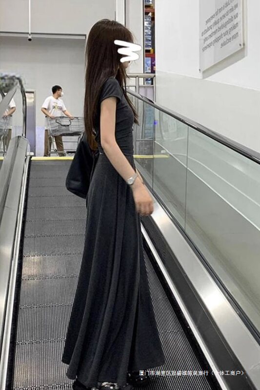 2026 Spring/Summer Youthful Two-Piece Set with Unique Design, Solid Color, Trendy and Stylish Long Dress 2026 Spring/Summer Youthful Two-Piece Set with Unique Design, Solid Color, Trendy and Stylish Long Dress