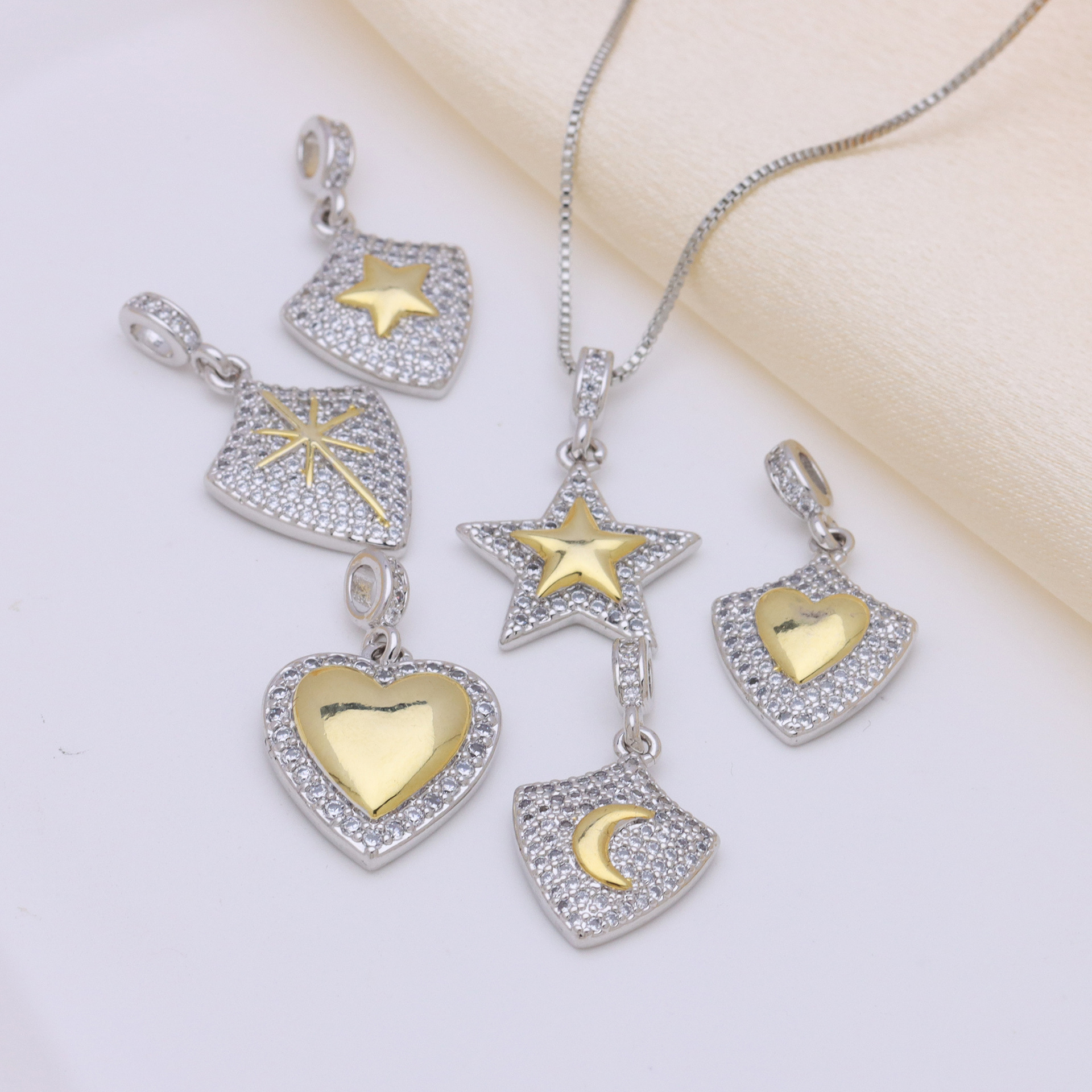 9g Weight Copper Pendant Material Zircon Inlay Material Pendant Necklace Classification Copper Chain Material box chain Chain Type 1 Piece Quantity Daily, Street Occasion Copper Material Star, Moon, Heart Shape Pattern Women's Gender Inlay Design Simple Style, IG Style Style Copper Inlay Star Moon Heart Shape Zircon Pendant Necklace 无