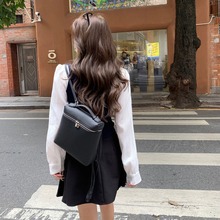 Lp19真皮双肩包高级感牛皮唐嫣同款包背包饭盒包极简书包旅行包包