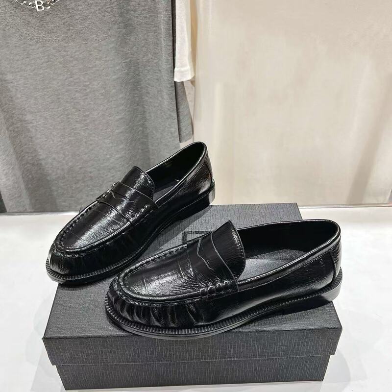 High-End 2026 Pleated Loafers, Small Leather Shoes, Four-Season Fashion Flats, European Style Genuine Leather Retro Small Leather Shoes, Women's Shoes, Large Size