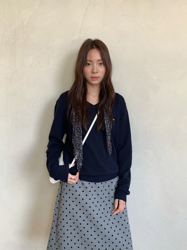 苏奈 韩版小众设计感丝巾装饰长袖套头针织衫秋打底衫tableblue|undefined