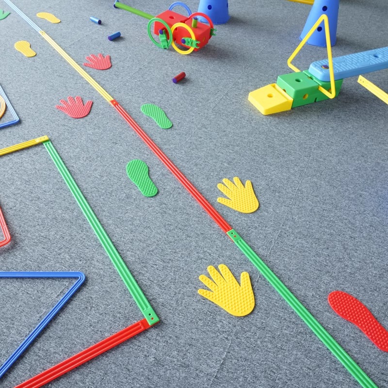 Balance walking lineal larga barra de ejercicios físicos combinación vientiane jardín de infantes equipos de entrenamiento sensorial para niños juguetes de barra de ejercicios físicos M