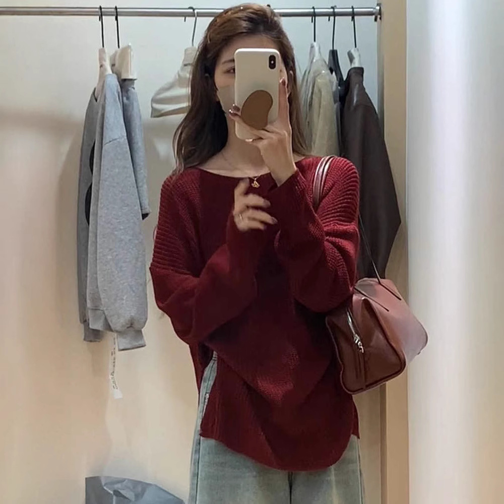 Retro burgundy autumn knitted sweater