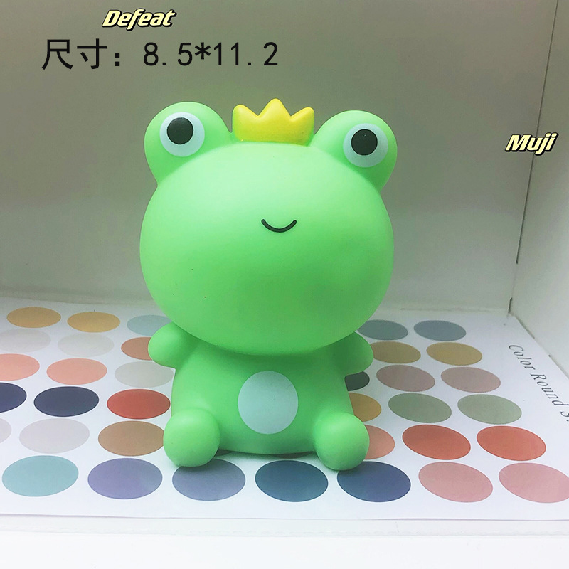 야간 조명 왕관 개구리