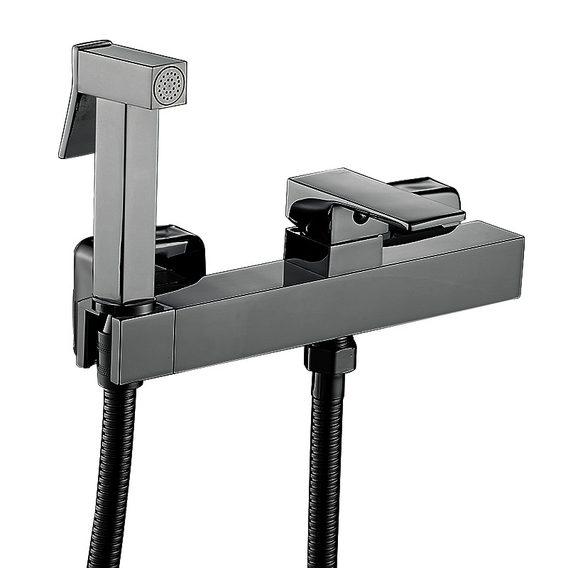 Todo el cobre cuádruple bidet grifo pistola rociadora kit de baño para mujeres inodoro de alta presión frío y caliente de una sola mano grifo complementario