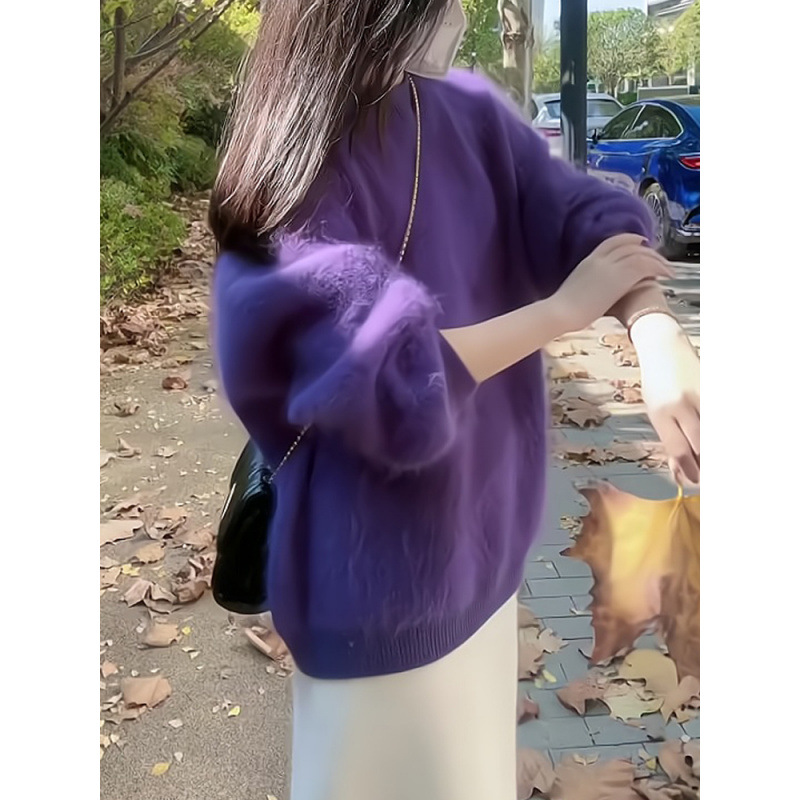 高级感穿搭梨型身材紫色上衣女秋冬设计感毛绒软糯宽松水貂毛毛衣