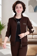 中年妈妈秋装外套新款洋气休闲上衣中老年人运动服套装女春秋