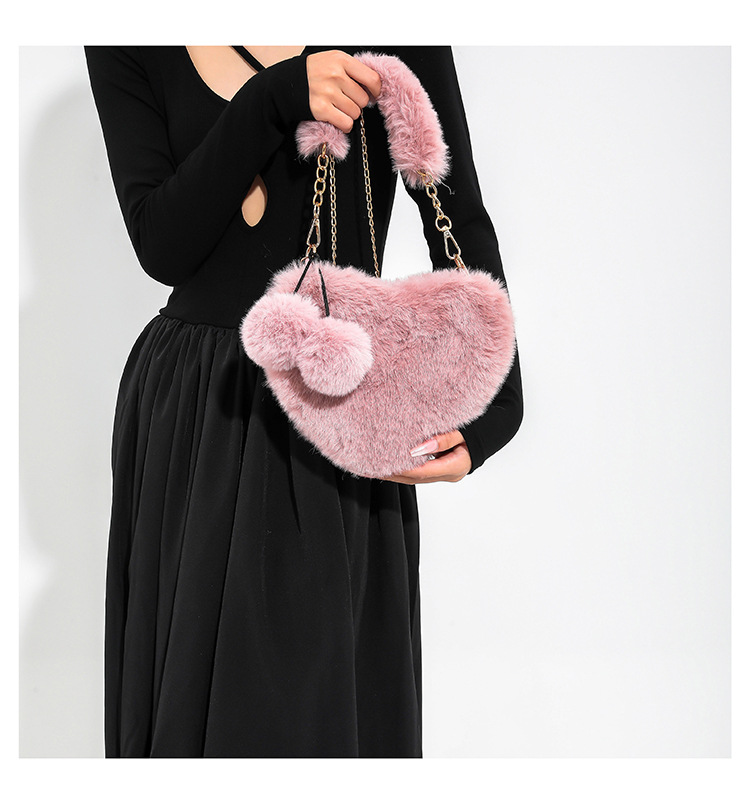 Peach Heart Handbag, Cute Plush Ball Shoulder Bag, Personalized And Niche Women's Solid Color Temperament, Heart Shaped Plush Diagonal Straddle Bag_voghion.com