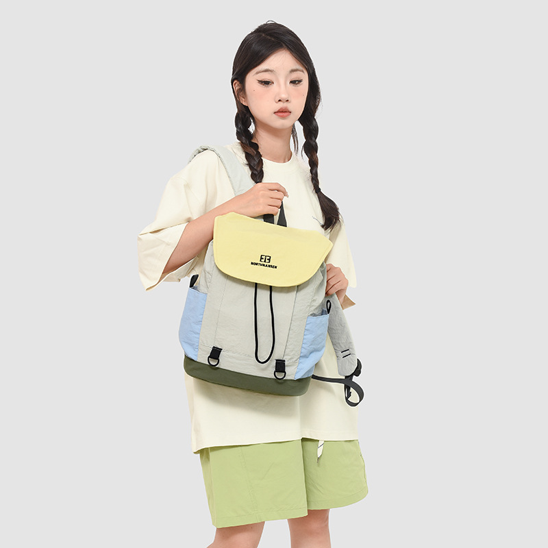 Mochila pequeña de compras ligera y simple transfronteriza, bolso diagonal de hombro para mujer, mochila multifuncional de gran capacidad para exteriores en contraste