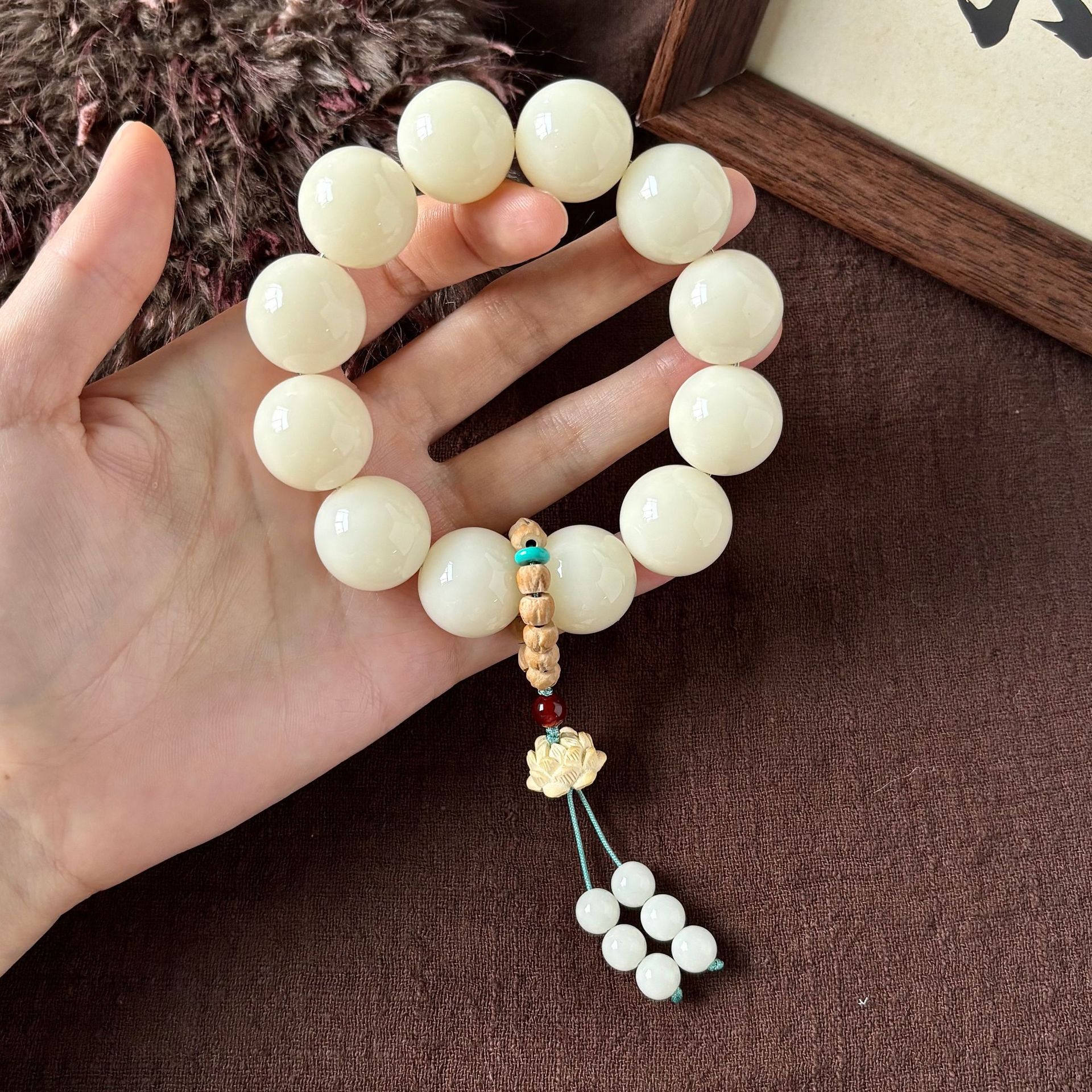 운련의 얕은 속삭임 [백옥을 들고]