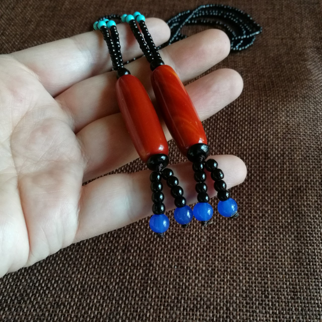 智贝详情图_5批发战国红玛瑙衣服链吊坠路路通毛衣链长款毛衣链