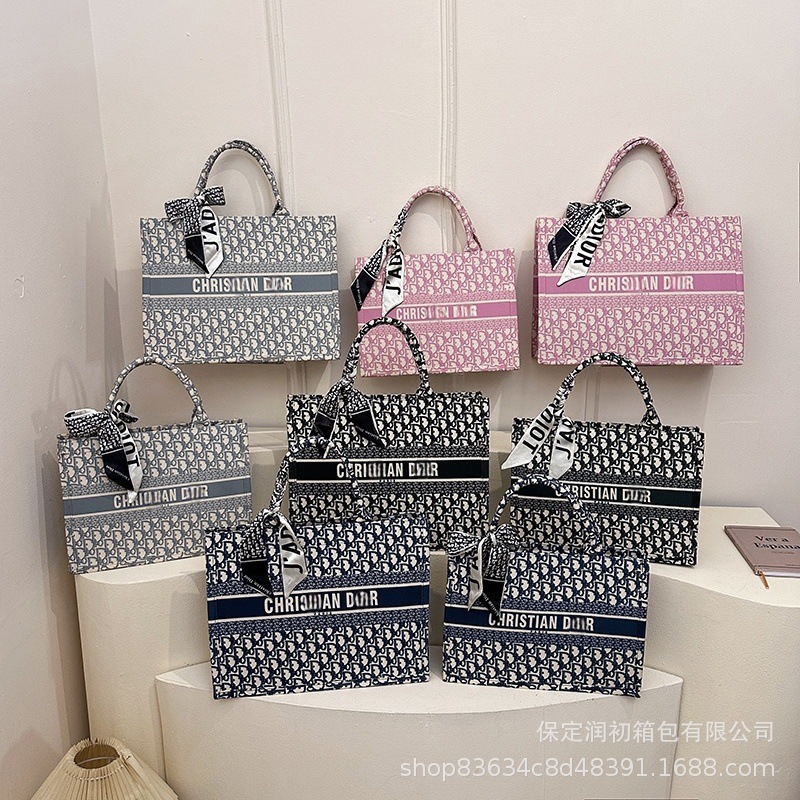 Dijia kətan tikmə böyük ölçülü qadın çantası