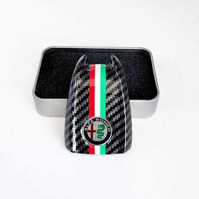 Suitable for Alfa Romeo Giulia Modified Original Car Key Shell Stelvio Carbon Fiber Pattern Key Back Cover (Car logo) - color-label-three-color-pattern-black-carbon-fiber-back-cover