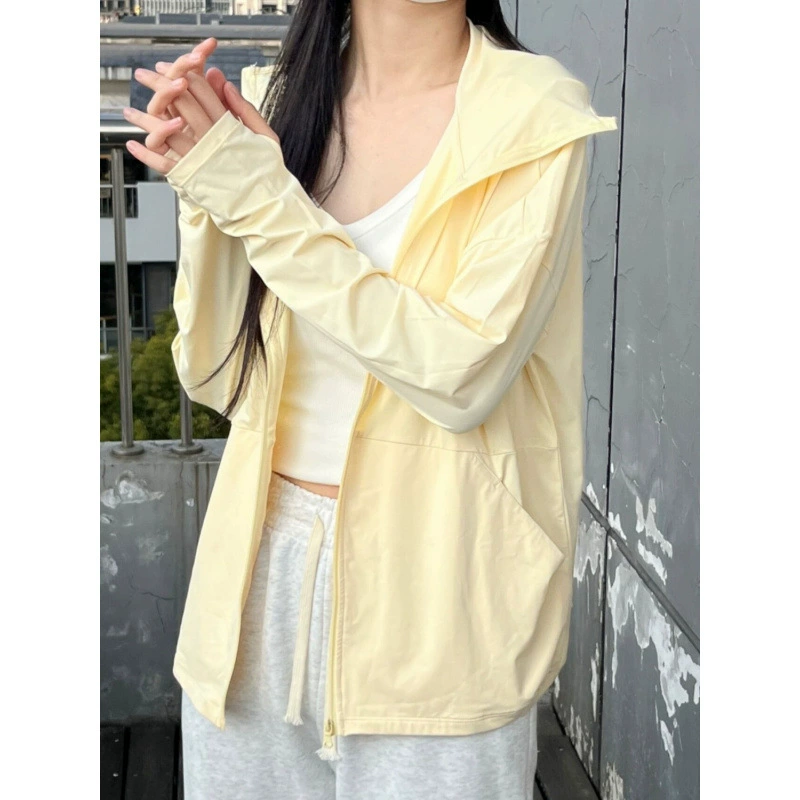 Солнцезащитная одежда, женское летнее тонкое пальто, новинка 2025 года, оригинальная дышащая солнцезащитная одежда из оригинальной пряжи с защитой от ультрафиолета, свободная солнцезащитная одежда с капюшоном