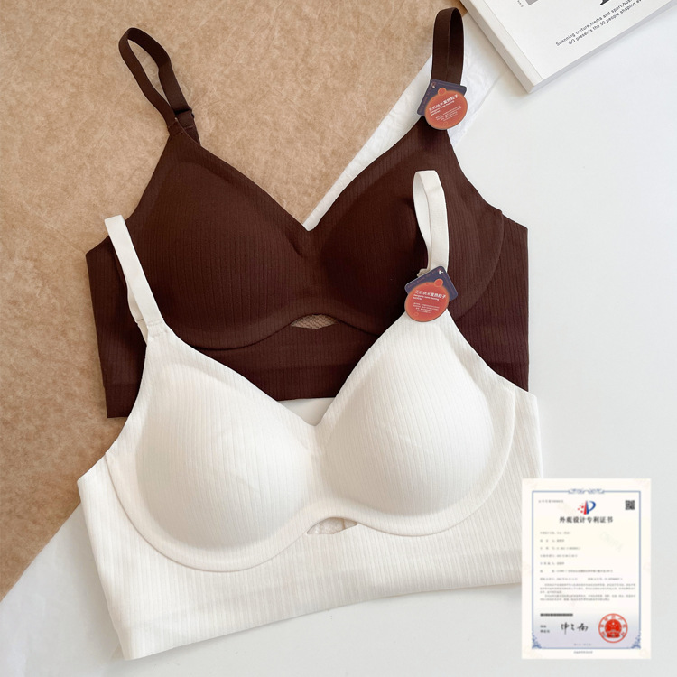 8842 otoño e invierno taza fija térmica ropa interior de las mujeres pequeño cofre grande y cómodo transpirable que recibe el pecho anti-flacidez sujetador de soporte superior