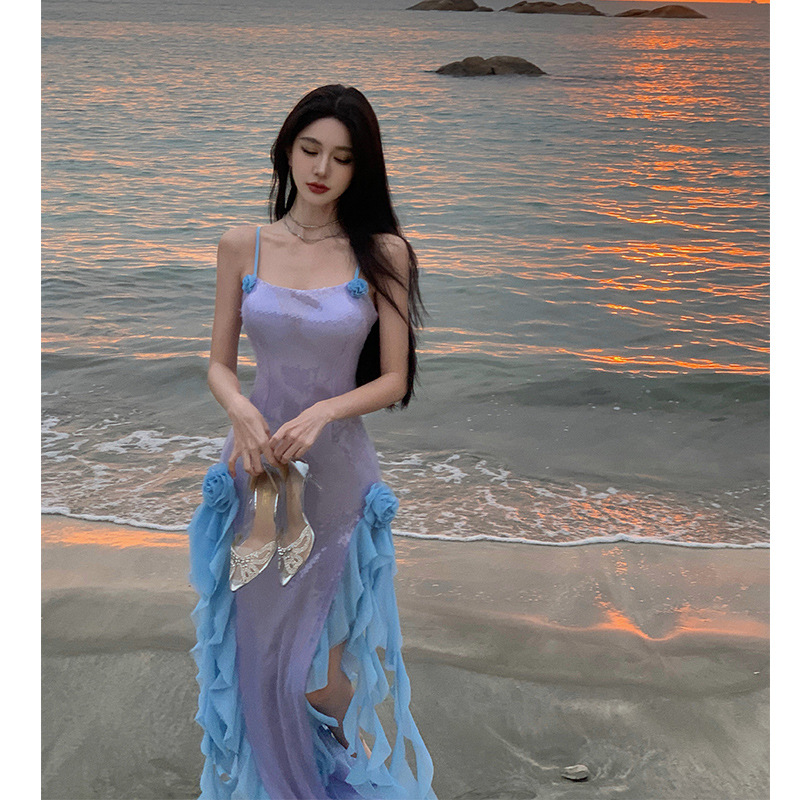 Robe longue élégante à sequins, style vacances, pour une allure romantique et sexy lors de vos soirées et rendez-vous en bord de mer._voghion.com