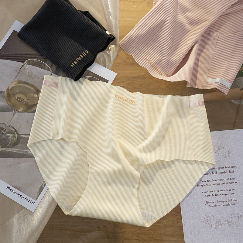 New Style Cotton Crotch Women's Large Size Underwear Traceless One-piece RC Cotton Women's Underwear Mid-waist Traceless Girl's Briefs