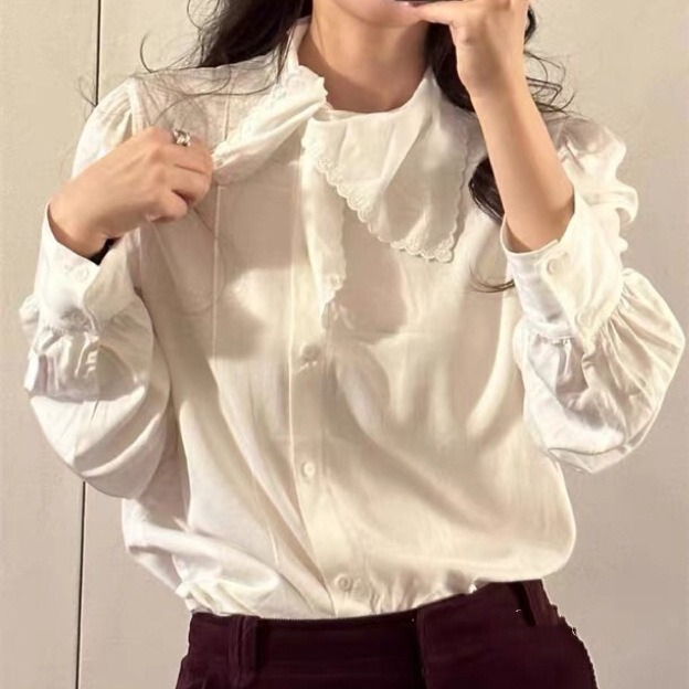 Now South Korea Dongdaemun designer Fletta lace rayon lace-up two-color shirt