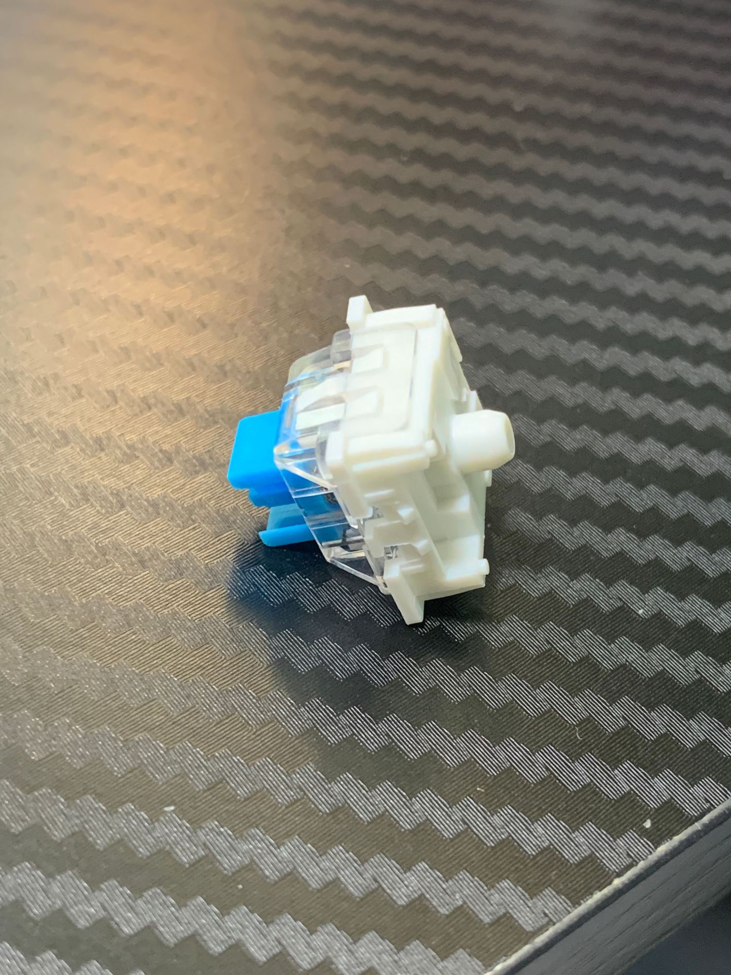 Ataque de tiburón en caliente enchufable teclado mecánico 5 pin cuerpo de eje lineal Mahjong eje de sonido marino