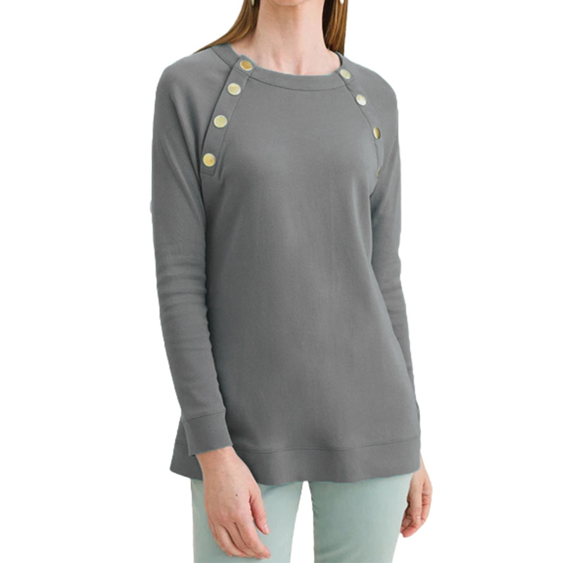 Demi-season metal long-sleeve with a round collar for leisure