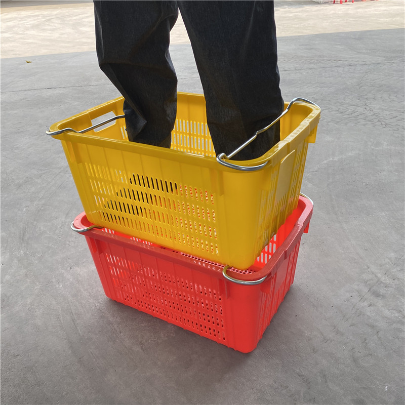 厂家供应甘肃兰州带铁耳的塑料框 625*425*300蔬菜周转筐